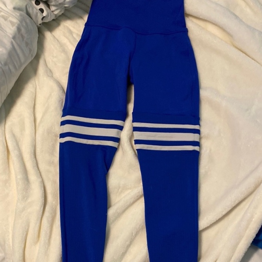 Blue bombshell leggings